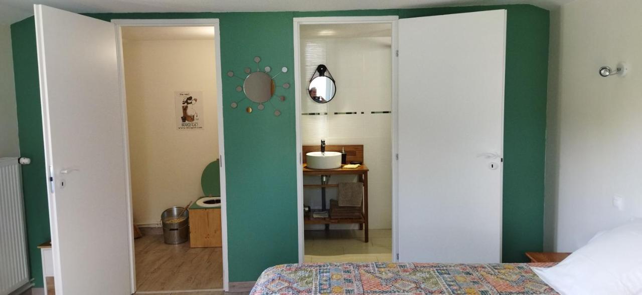 La Maison Des Escargots Blanzay Quarto foto